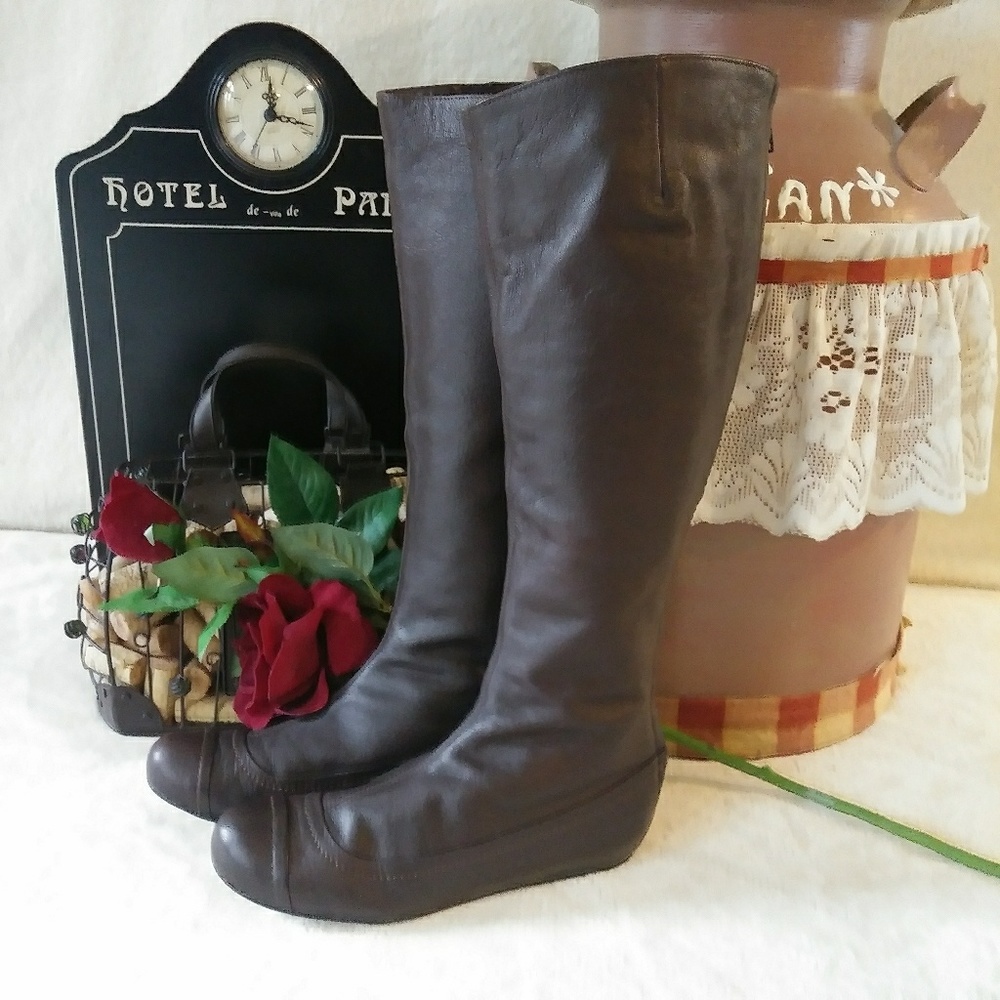 HP! Lanvin Sz 7 Brown Leather Flat Boots - Picture 2 of 8